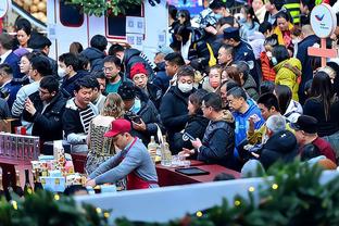 海港外援巴尔加斯社媒向中国球迷拜年：龙年吉祥，新春快乐